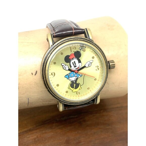 Disney Women\'s Watch W001876 Minnie Mouse Quartz Silver 38mm Brown Leather Strap main image 4